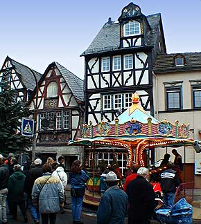 Weihnachtsmarkt Rhens 29. Nov. 1998, Foto 35  Wilhelm Hermann, Oberwesel