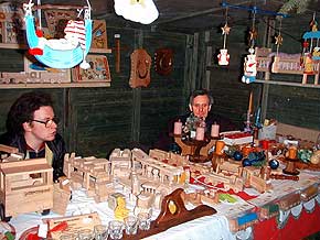 Holzspielwaren beim Weihnachtsmarkt Oberwesel, Rhein, 13. Dez. 1998, Foto 33  Wilhelm Hermann, Oberwesel