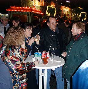 Weihnachtsmarkt Oberwesel, Rhein, 13. Dez. 1998, Foto 47  Wilhelm Hermann, Oberwesel